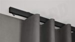 Gardinenschiene 840 schwarz mit Vorhang
